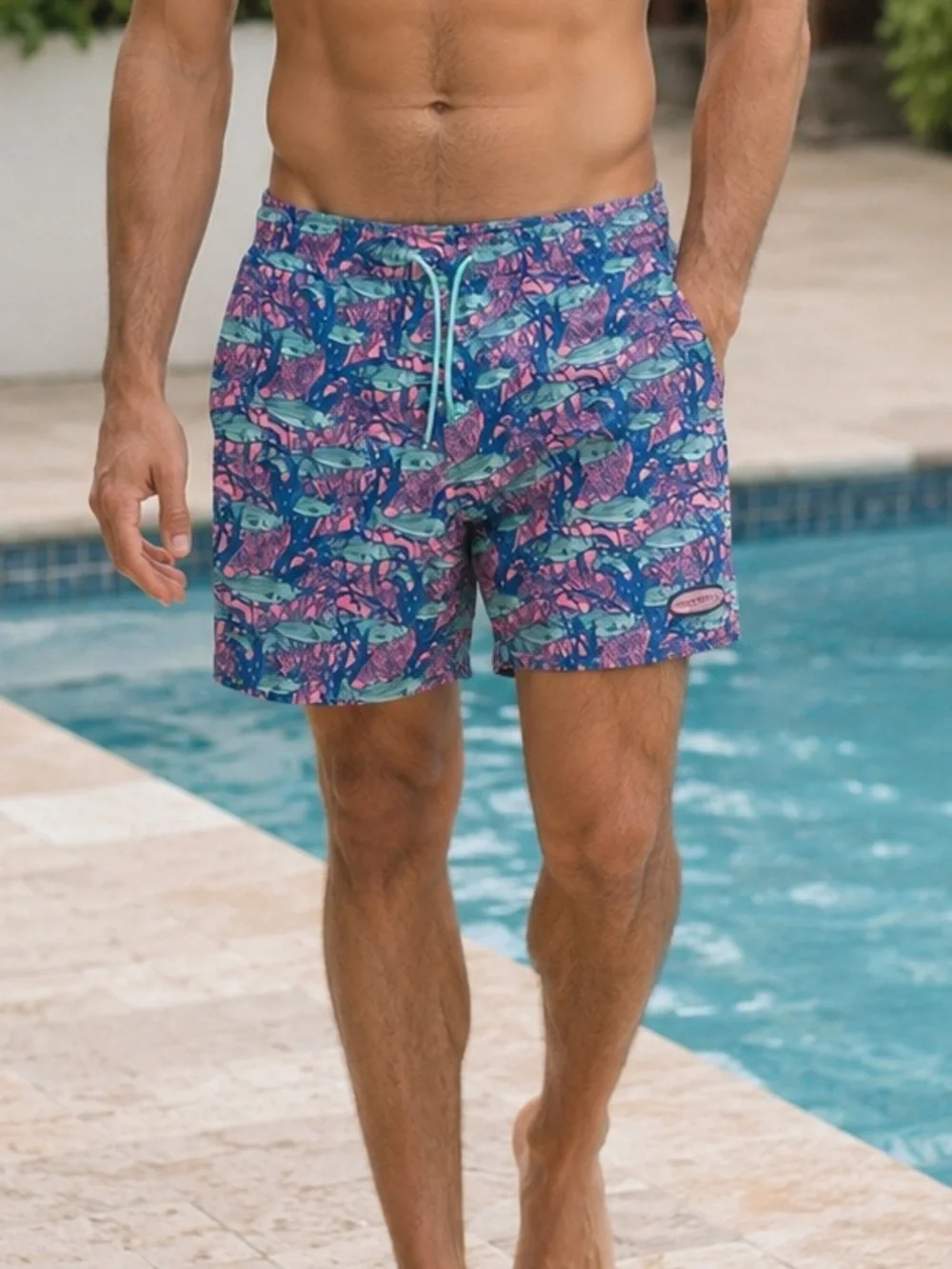 Vineyard Vines • Men's Chappy Swim Trunk Short Size M Coral Fish Print Neon